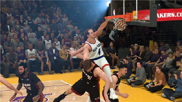 NBA2k20豪华存档版截图1